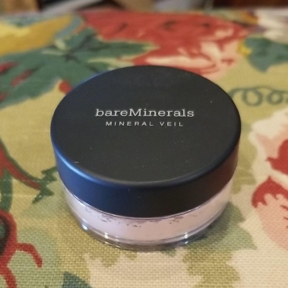 bareMinerals ORIGINAL Mineral Veil Foundation - Soft Beige! NEW AND NEVER OPEN!